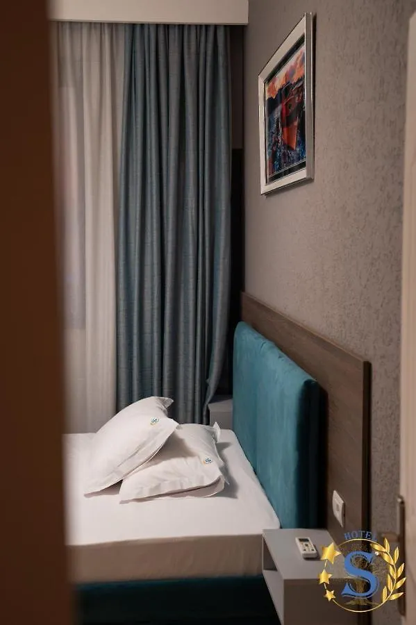 Sofia Hotel Durres 3*,